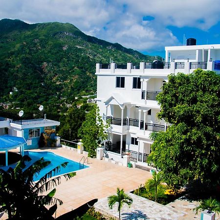 J&G Villa Hotel Кап-Аитьен Экстерьер фото