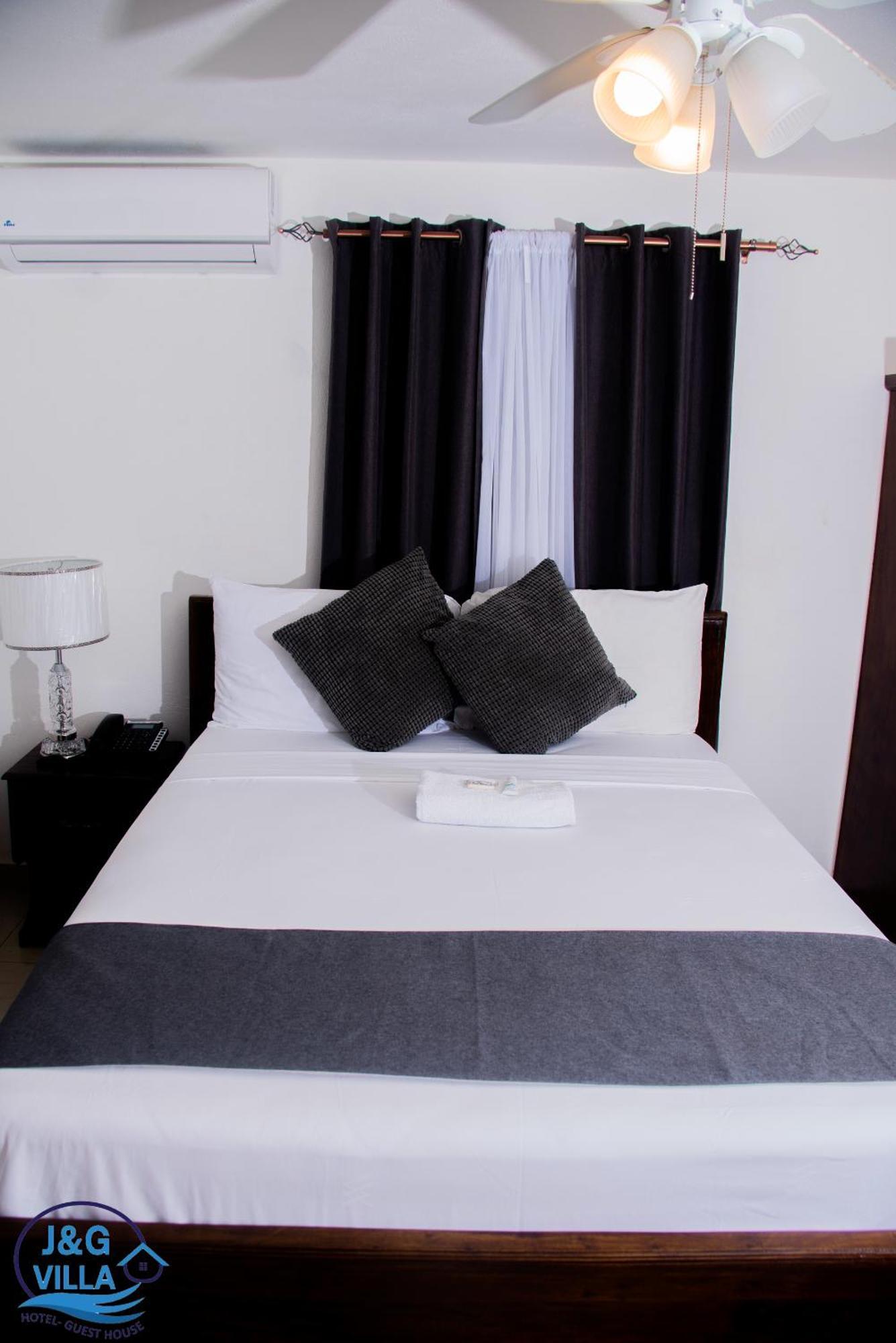 J&G Villa Hotel Кап-Аитьен Экстерьер фото